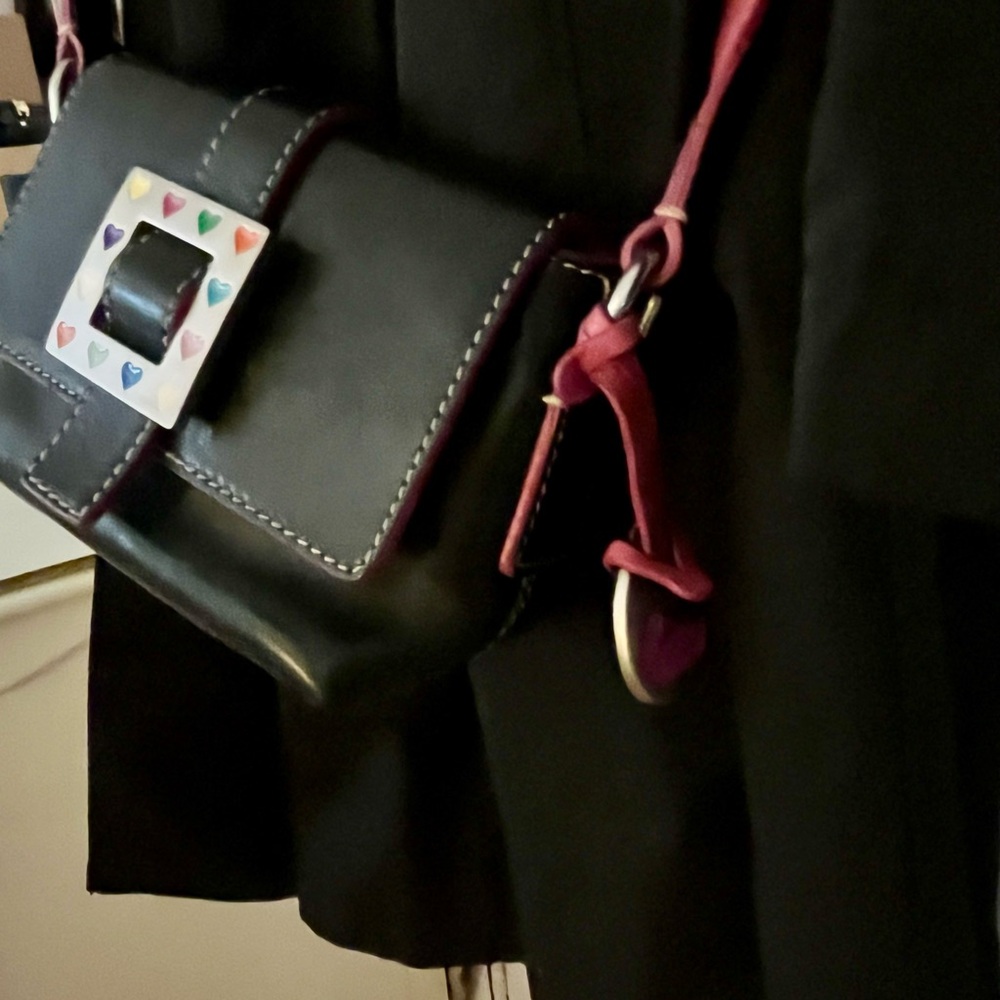 Vintage| Dooney & Bourke Mini CALVARY Crossbody!! - Picture 4 of 10